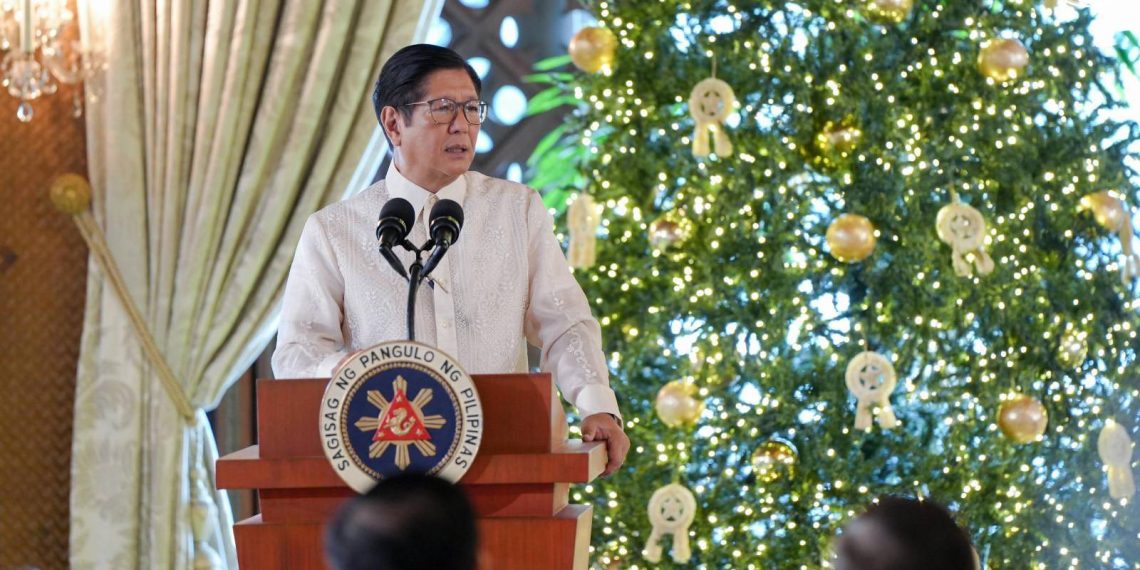 PBBM, mahigpit na binabawalan ang mga politiko na sumama sa pamamahagi ng tulong pinansyal sa publiko