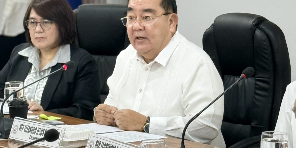 Panukalang pagtanggal ng travel tax aprubado na sa Kamara sa ikatlo at huling pagbasa