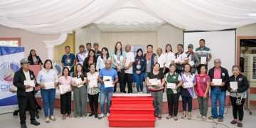 DICT, namahagi ng tablet sa 24 barangay sa Romblon para sa pagpapaunlad ng healthcare system