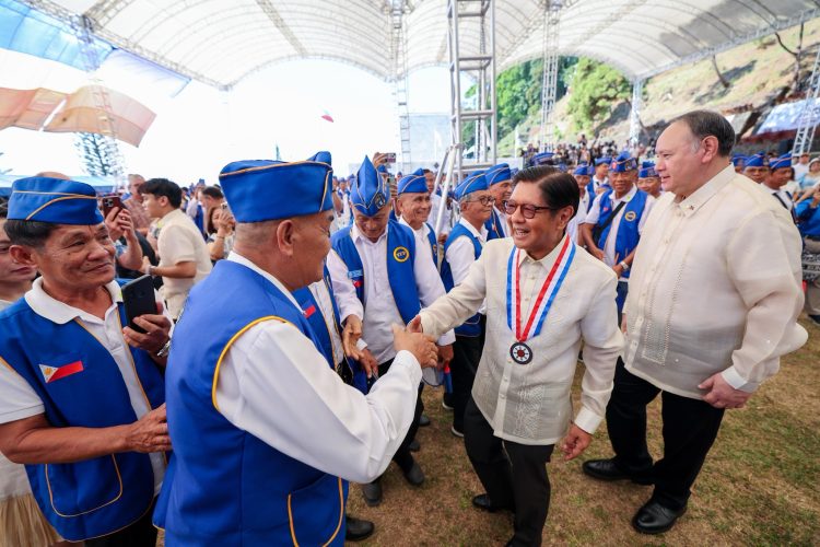 Gobyerno magbibigay ng P200K fund sa lahat ng barangay