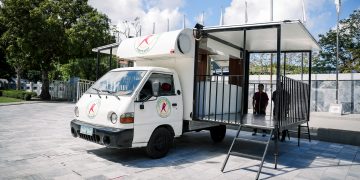 AnaKalusugan Partylist, nag-donate ng food truck sa Romblon