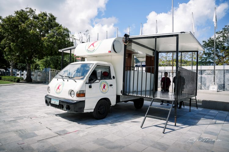 AnaKalusugan Partylist, nag-donate ng food truck sa Romblon