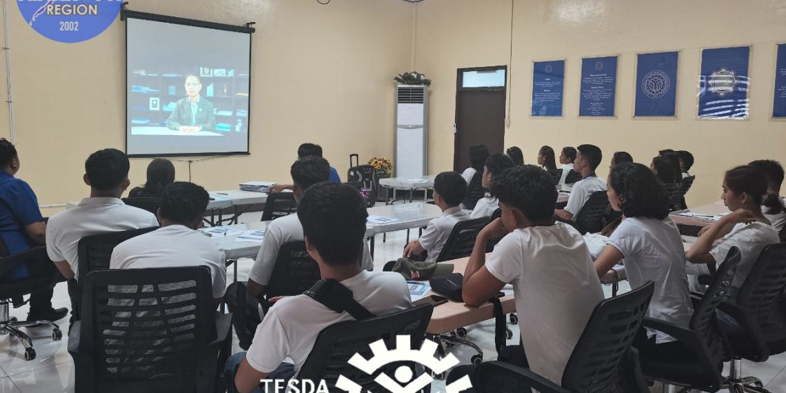 TESDA scholars sa Romblon, mas mabilis na makakatanggap ng allowance sa pamamagitan ng LANDBANK