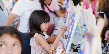 “Paint. Eat. Play” art session, naghatid ng bonding sa mga pamilya sa Odiongan