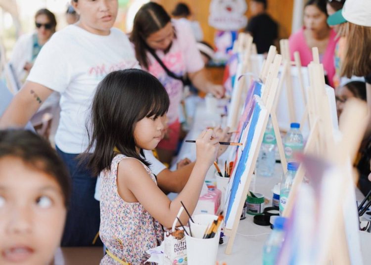 “Paint. Eat. Play” art session, naghatid ng bonding sa mga pamilya sa Odiongan