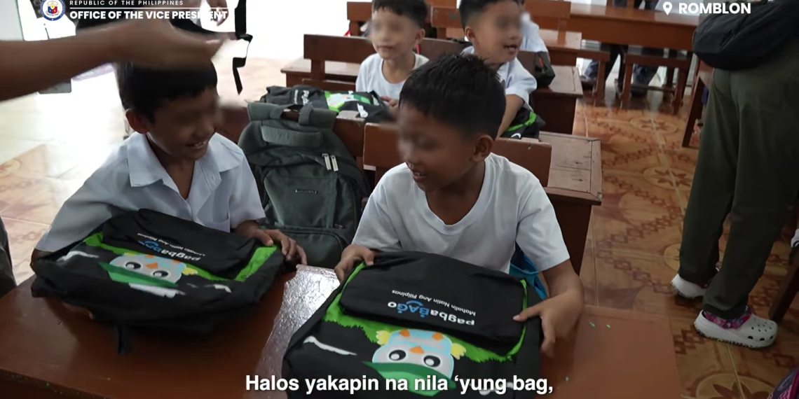 OVP, namahagi ng school bags sa 559 mag-aaral sa Romblon