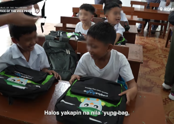 OVP, namahagi ng school bags sa 559 mag-aaral sa Romblon