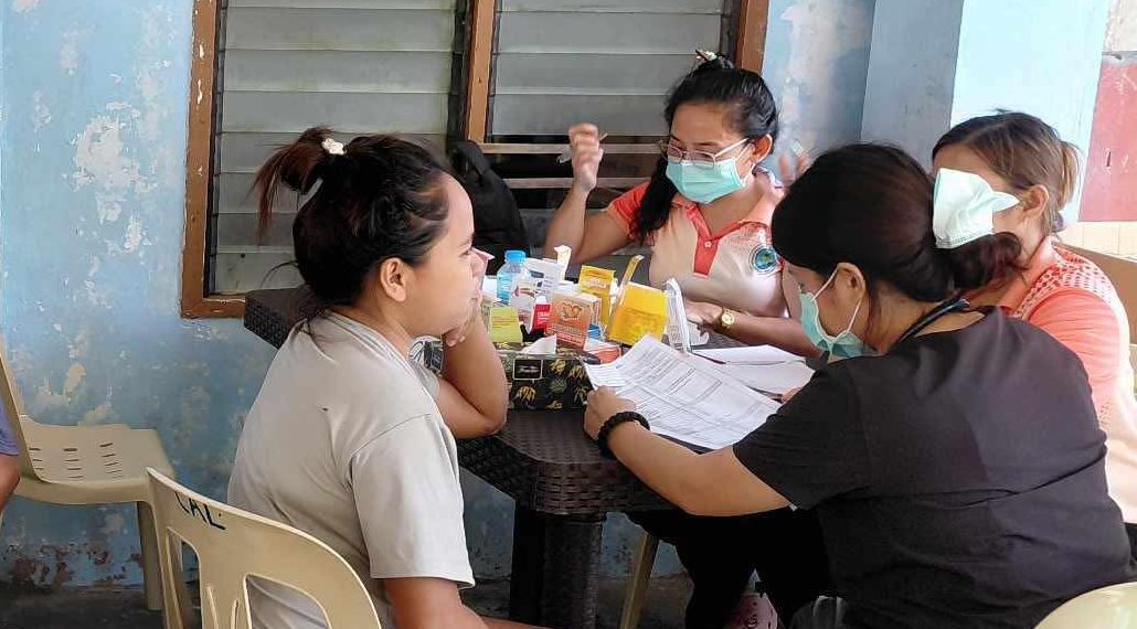 DOH nagdeploy ng mga doktor at nurses sa Romblon