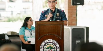 PNP pinuri ang mga taga-Romblon sa pagtutulungan laban sa insurgency