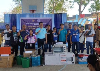 TESDA namahagi ng STEP starter toolkits sa mga scholars sa Romblon