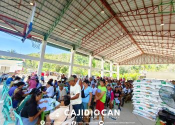 Mahigit 1,000 sako ng certified rice seeds ipinamahagi sa mga magsasaka sa Cajidiocan