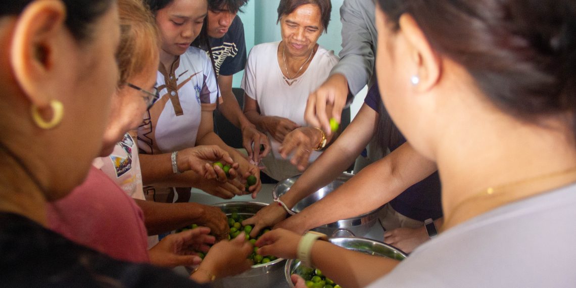 TESDA, OWWA nagsagawa ng food processing training para sa pamilya ng OFWs sa Romblon