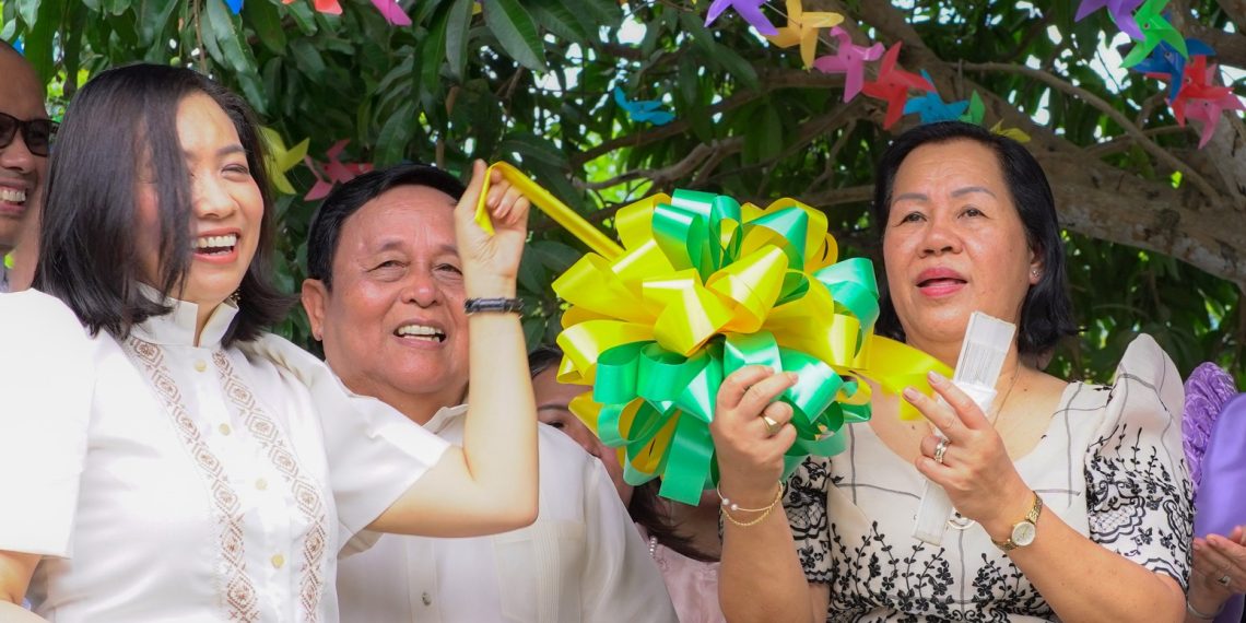 RSU naglunsad ng isang Family Empowerment Center para sa mga pamilya at kabataan