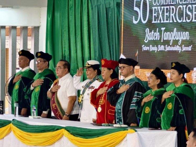 Cong. Madrona hinikayat ang RSU graduates na maging katuwang sa pag-unlad ng Romblon