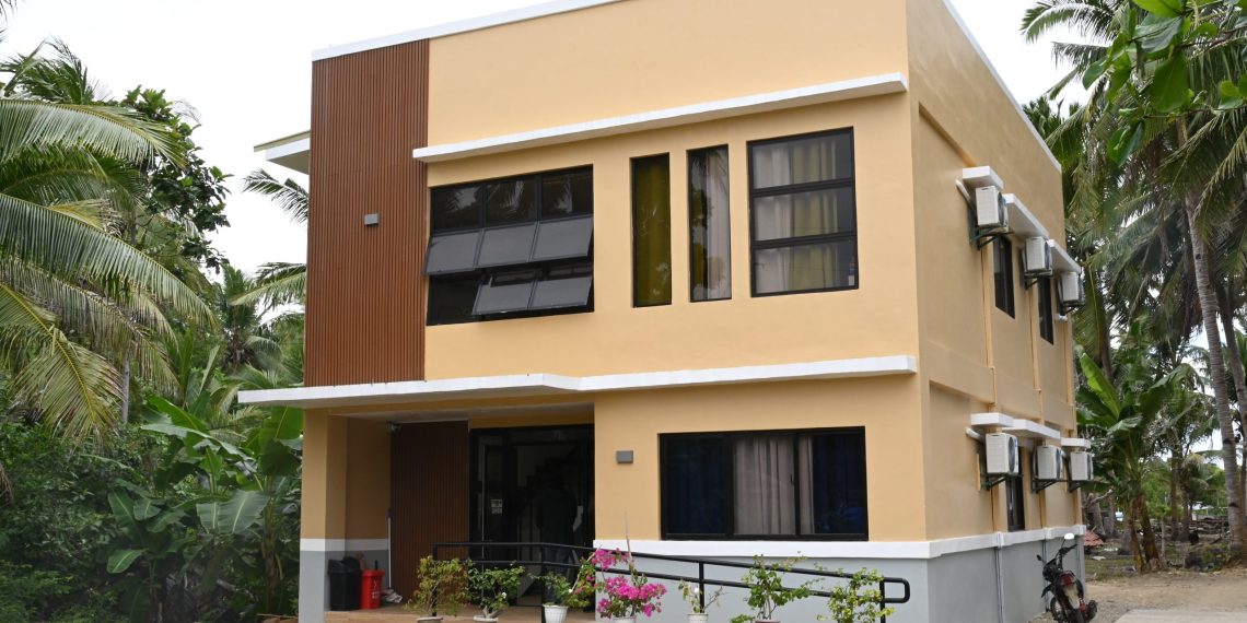 DPWH nagtayo ng bagong barangay halls sa Odiongan at San Andres