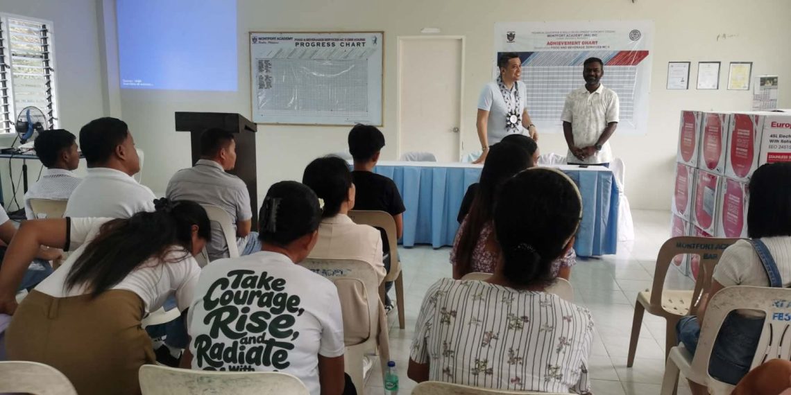 25 TESDA scholars sa Romblon tumanggap ng baking toolkits