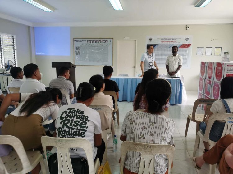 25 TESDA scholars sa Romblon tumanggap ng baking toolkits