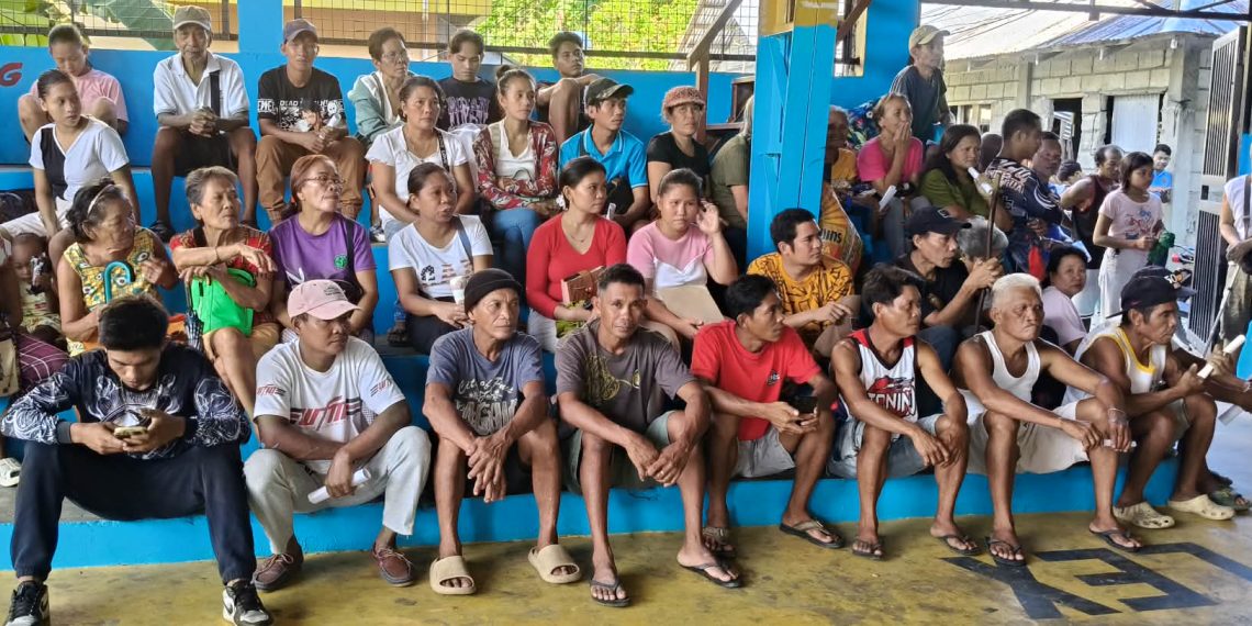 400 residente ng Santa Maria tumanggap ng tulong mula kay Sen. Bong Go