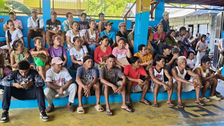 400 residente ng Santa Maria tumanggap ng tulong mula kay Sen. Bong Go