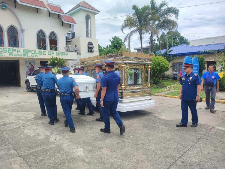 Dating Romblon Gov. Jose Madrid, inihatid na sa kanyang huling hantungan