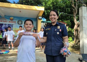 Romblon PPO nagsagawa ng child protection lecture, outreach para sa mga mag-aaral