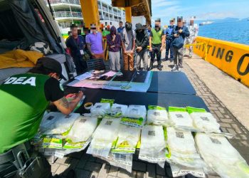 ₱510-M hinihinalang shabu nasabat sa Batangas Port