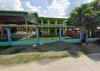 Lalaki binaril ng riding-in-tandem habang naglalaro ng Mobile Legends sa Santa Fe