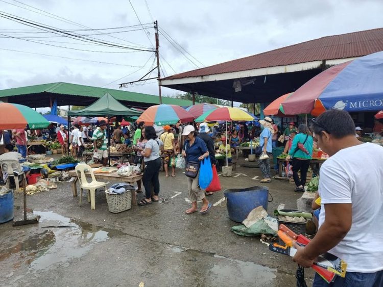 Mga agri vendors sa Romblon umaasang matutugunan ang presyo ng bilihin, suporta sa agrikultura sa SONA ni PBBM