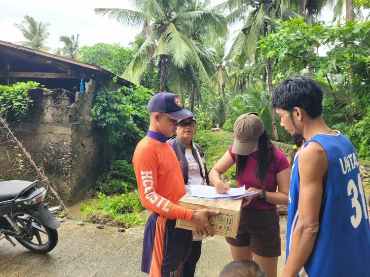 180 pamilya sa Looc nakatanggap ng food packs matapos ang pagbaha