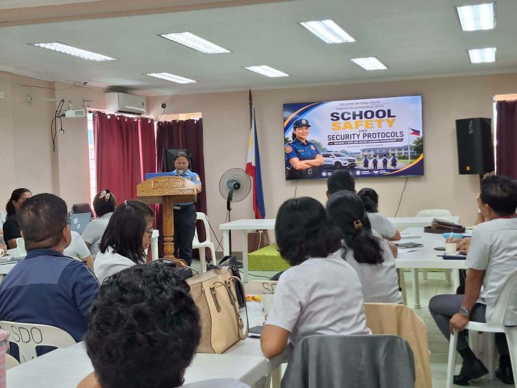 Romblon PPO, DepEd nagtulungan para sa ligtas na paaralan sa Romblon