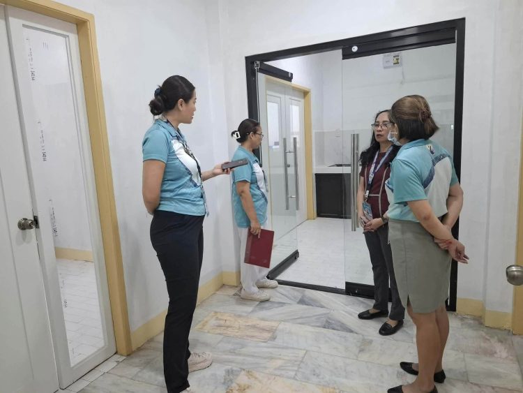 Pagpapaganda sa pasilidad ng Don Modesto Hospital sa Looc, malapit nang matapos