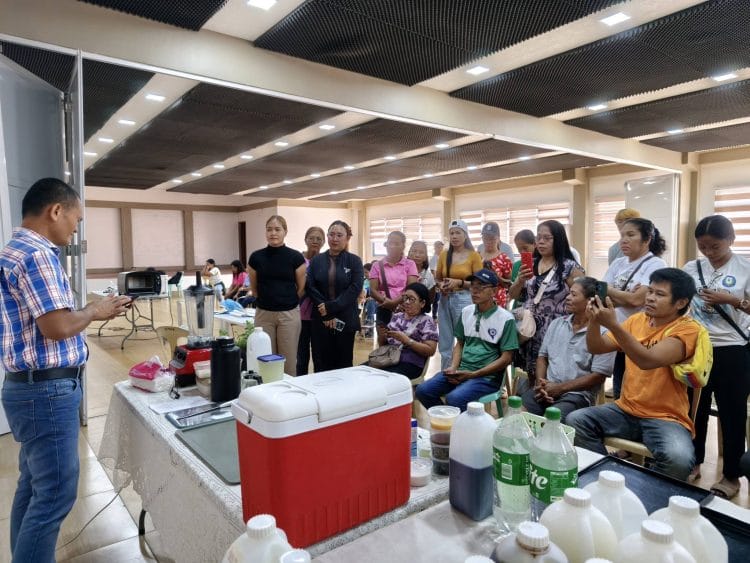 DTI, LGU San Agustin nagturo ng coconut value-adding sa mga magniniyog