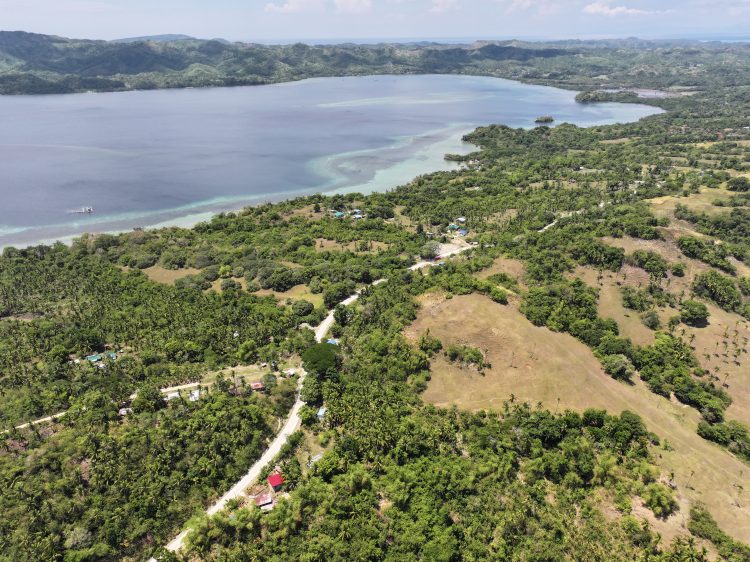 DPWH natapos na ang 1.3-kilometrong farm-to-market road sa Looc