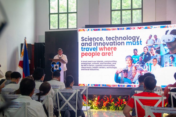 Mahigit 1,200 MSMEs sa MIMAROPA, nakatanggap ng ₱91-M technology assistance mula DOST