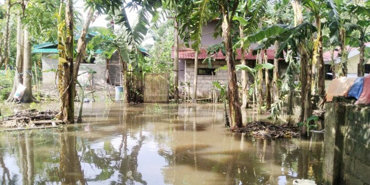 Ilang bahay sa Alcantara, baha parin kahit wala nang ulan