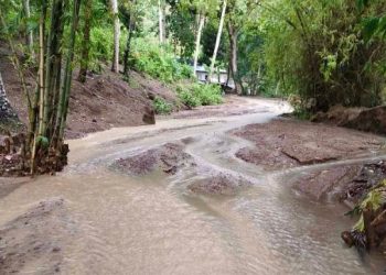Iniwanang road project ng Sunwest, nagpapahirap sa mga residente sa Alcantara
