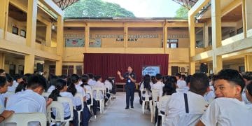 250 estudyante sa Romblon National High School, lumahok sa Crime Prevention Symposium