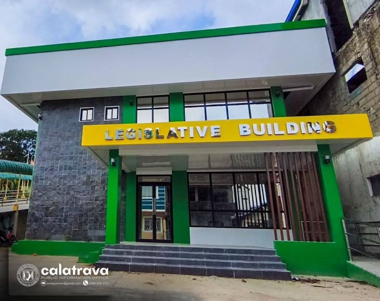 Bagong Legislative Building ng Calatrava LGU, ginagamit na