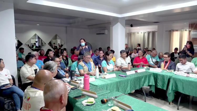 DENR at MGB, hinarap ang panawagan ng mga residente ng Sibuyan laban sa pagmimina