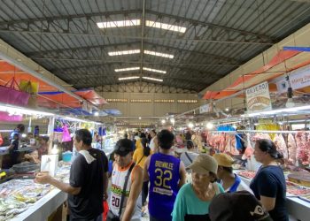 Looc Public Market, kinilalang Most Consumer-Friendly palengke sa MIMAROPA