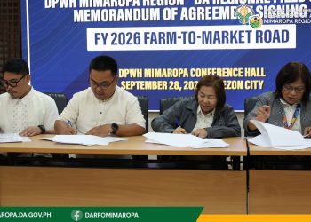 DA-MIMAROPA at DPWH, lumagda sa kasunduan para sa 29 farm-to-market road projects