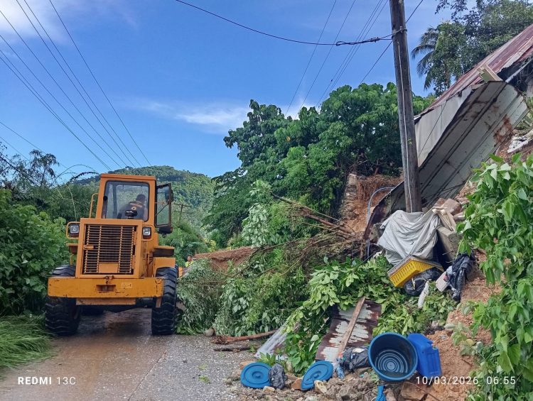 Landslide sa Barangay Capaclan, Romblon, nagdulot ng pagbara sa kalsada
