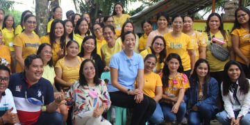 Romblon teachers, tatanggap ng tig-5 kilo ng bigas mula sa provincial government