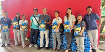 205 sako ng bigas para sa mga guro sa Calatrava, ipinagkaloob ng Pamahalaang Panlalawigan ng Romblon