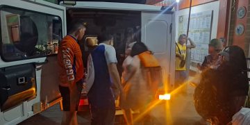 Walong indibidwal, nasagip matapos masiraan ng bangka sa karagatan ng Corcuera