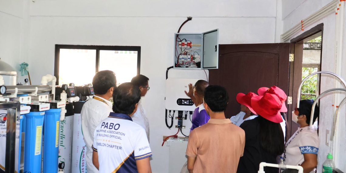 DOST, nagdagdag ng solar power system para sa potable water generation facility sa San Jose