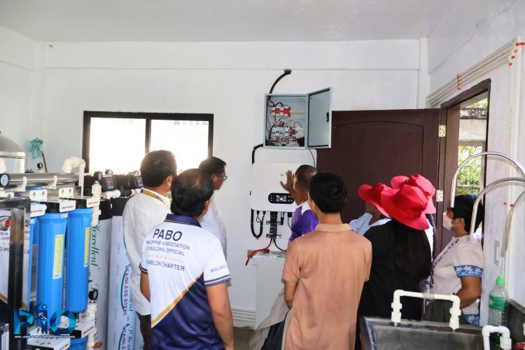 DOST, nagdagdag ng solar power system para sa potable water generation facility sa San Jose