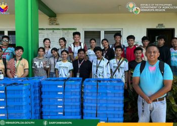 50 hydroponics kits, ipinamahagi ng DA sa mga estudyante ng RSU