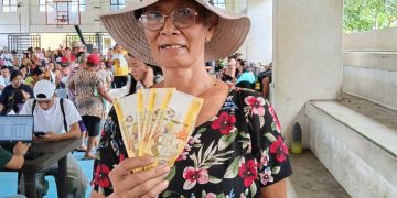 Mga benepisyaryo sa Alcantara, nagpasalamat sa ₱2,000 UPLIFT assistance ng DSWD